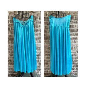 Lati Fashion Intimates Collection Nightgown Medium? Blue Sleeveless Embr…